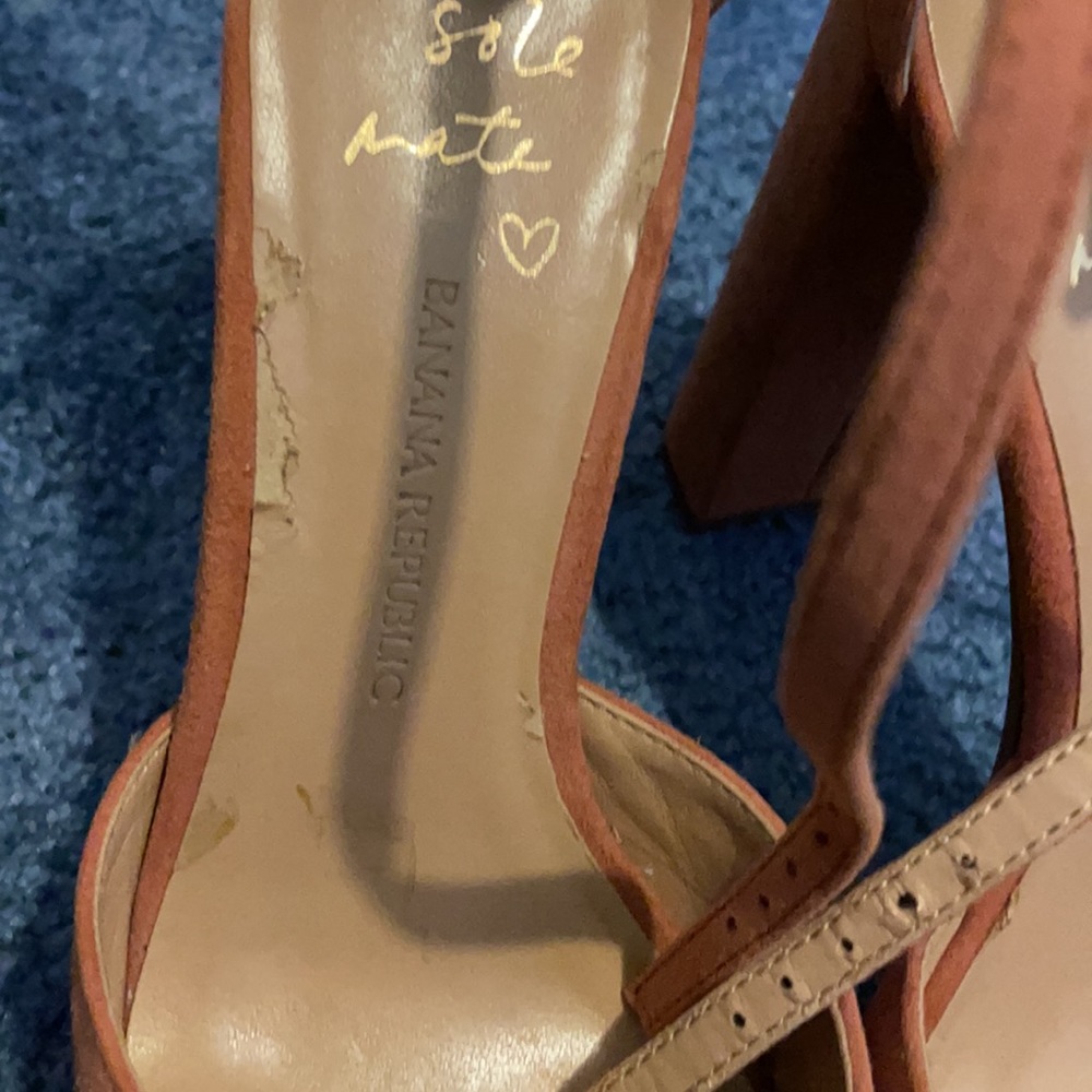 Banana Republic suede block heels, used 2x, Excellent used condition🤩😍❣️👡💃🏻 - Picture 7 of 10